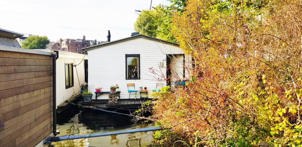 Romantic Quiet Studio On The Canal Bed and Breakfast Άμστερνταμ Εξωτερικό φωτογραφία